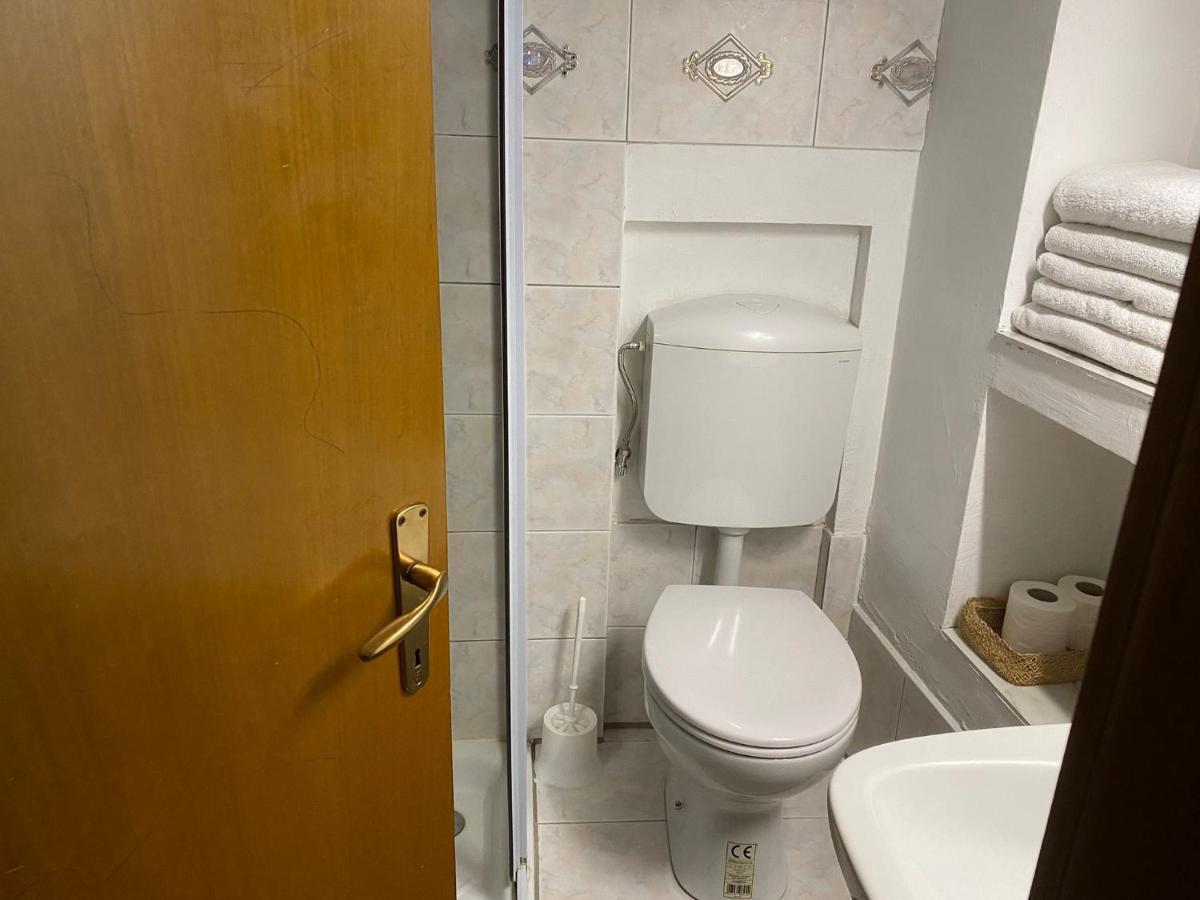 Lovely 1 Room Bedroom Loft, 20 Mins To Bgy Airport Pradalunga ภายนอก รูปภาพ